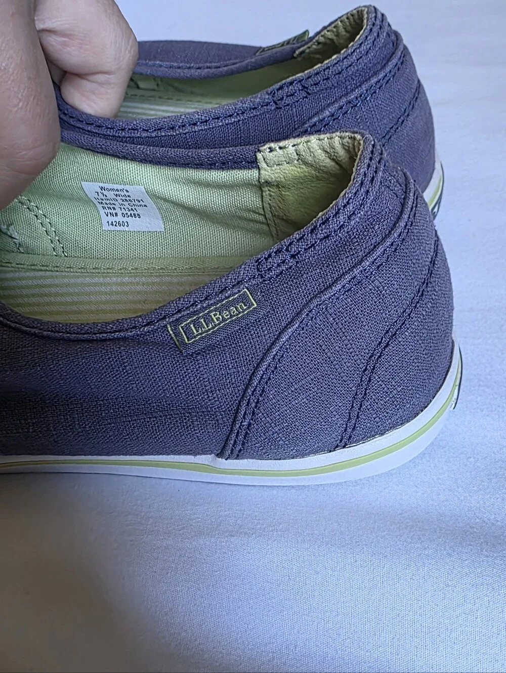 L.L. Bean Navy Womens Canvas Sneakers with Lime Contrast Laces Size 7.5